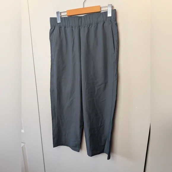 Lululemon Next Move Crop *23" Size 6 Color Gravity Pockets Lightweight - Picture 6 of 16